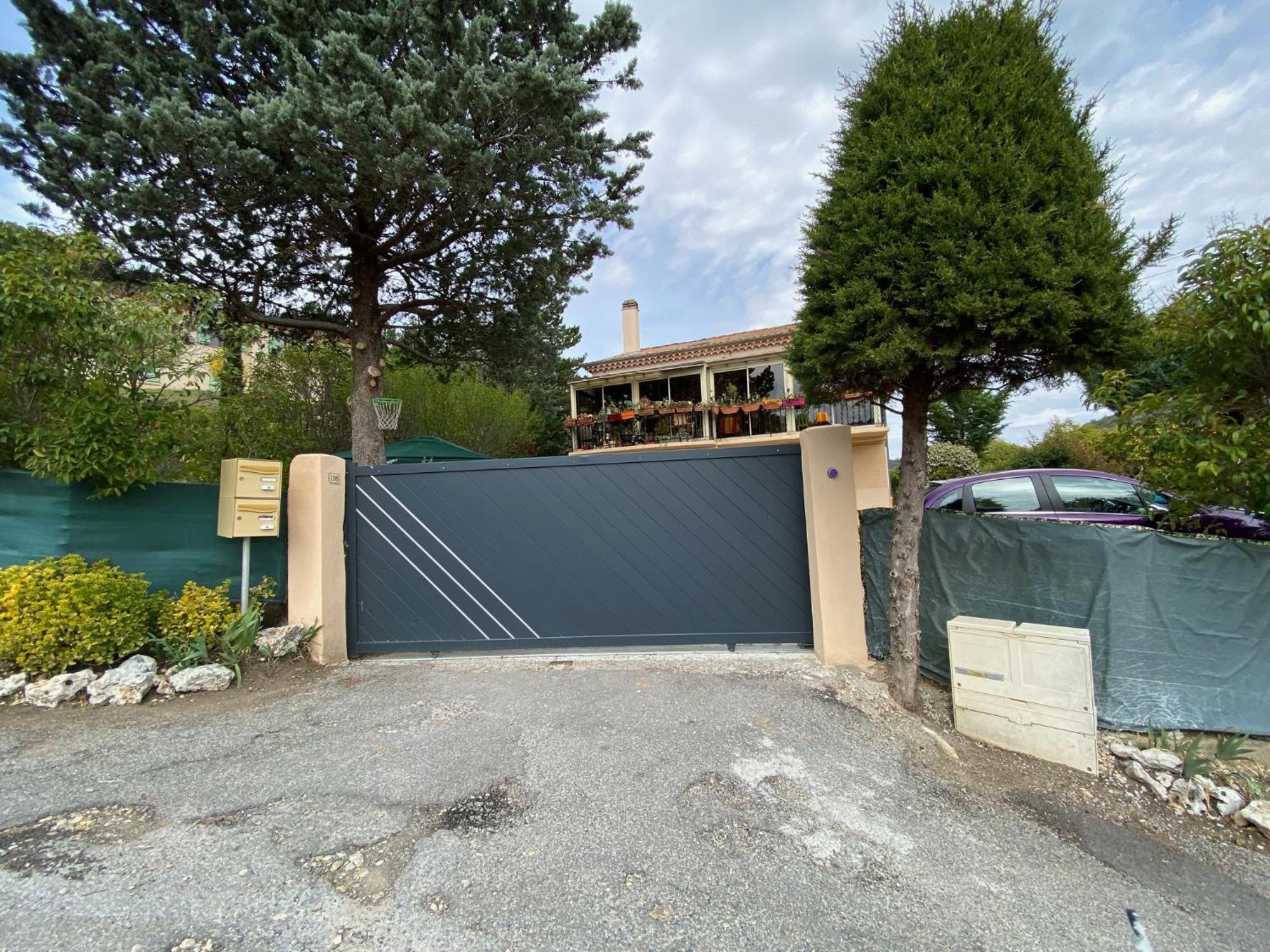 Appartement Studio Neuf Bas De Villa Gorges Du Verdon A Riez Exterior photo