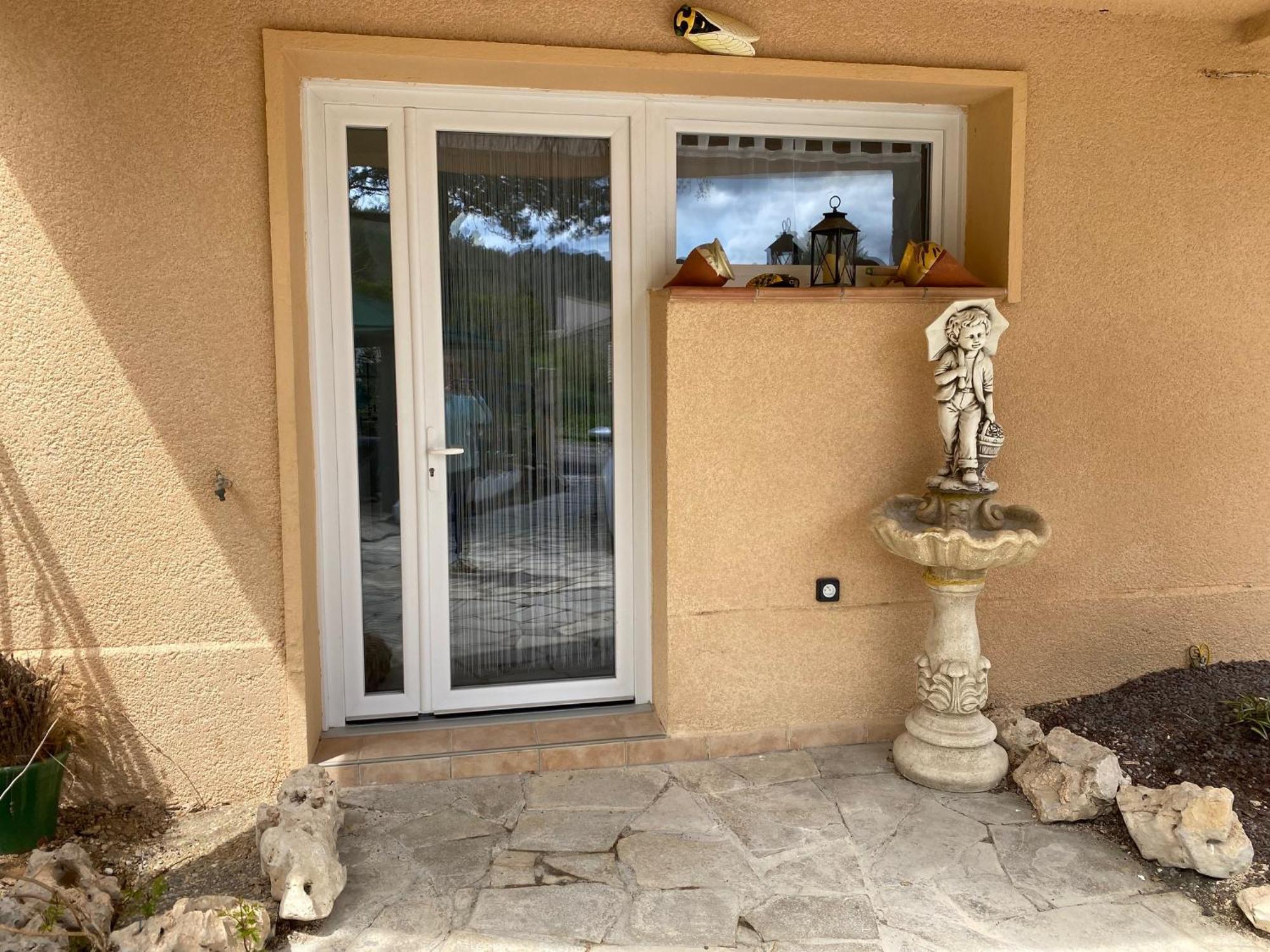 Appartement Studio Neuf Bas De Villa Gorges Du Verdon A Riez Exterior photo